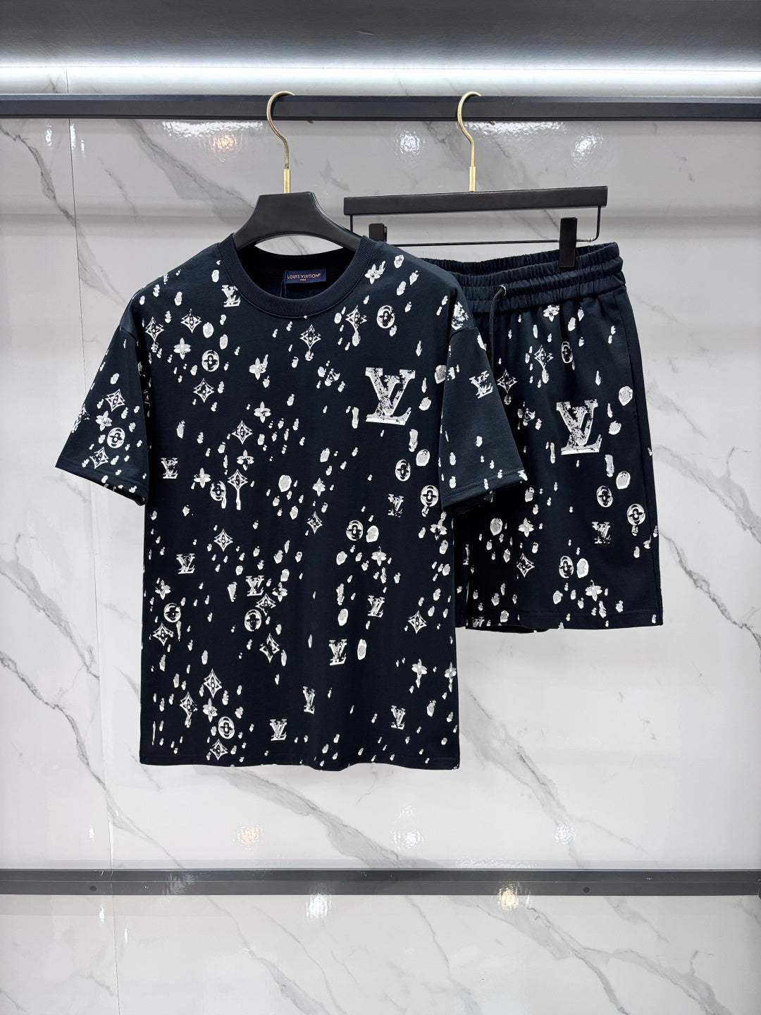 Conjunto Louis Vuitton de Verão