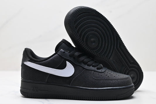 Nike Air Force 1 '07 LV8